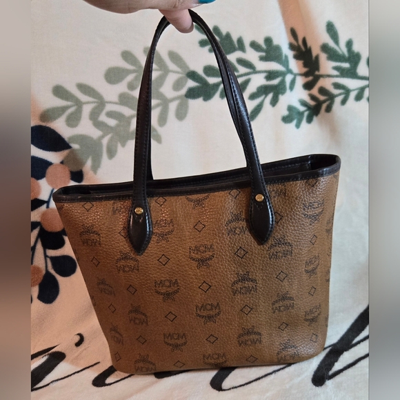 💯 Authentic Limited Edition MCM Tote (Small) - Picture 2 of 13